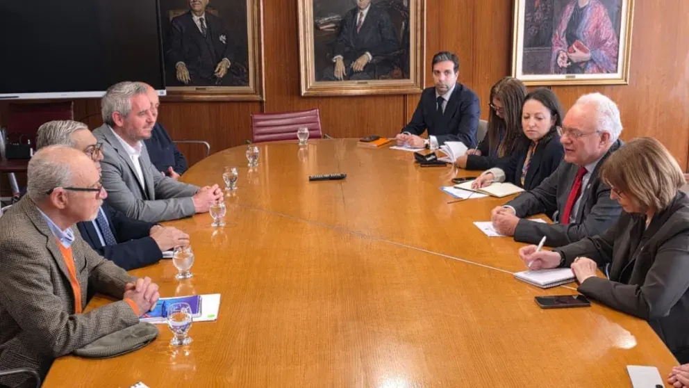 Colón presentó en Montevideo ante el Comité de Cuenca del Río Uruguay su  Plan Estratégico de Turismo