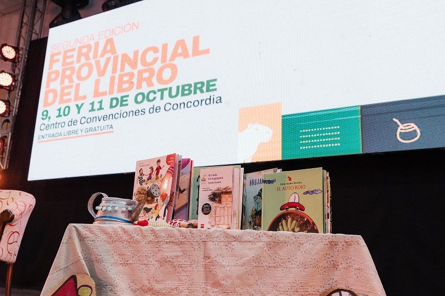 Comenzó la 2° Feria Provincial del Libro en el Centro de Convenciones