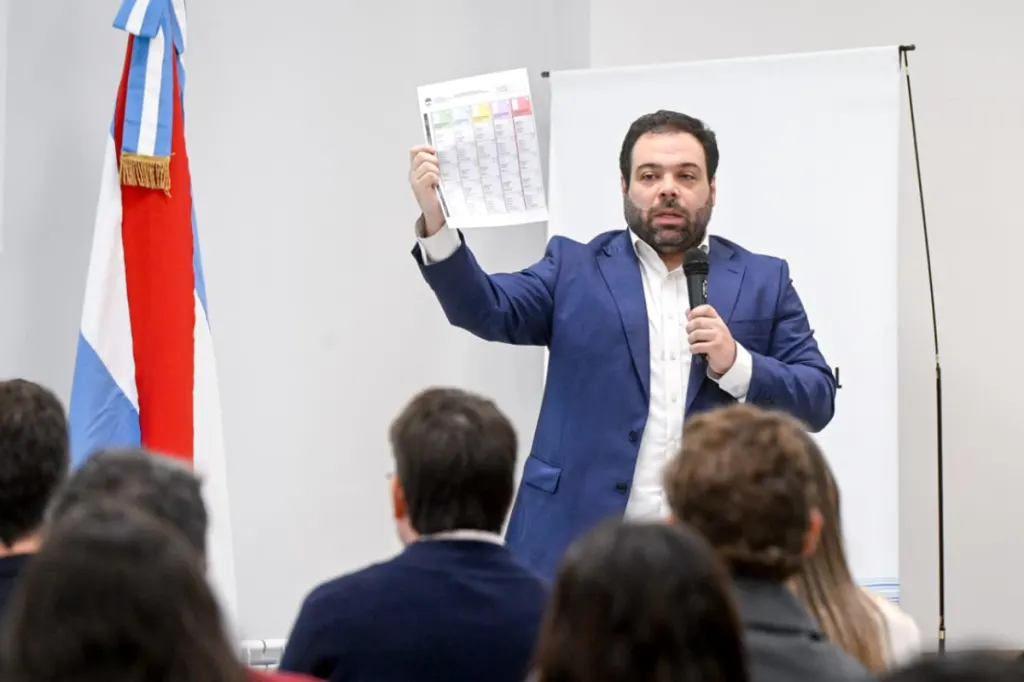 Comenzó la capacitación para votar con BUP
