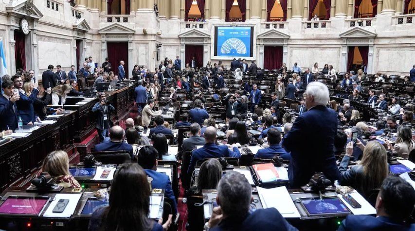 Con cambios de último momento y amplio apoyo opositor, el Gobierno aprobó una nueva ley de Discapacidad en Diputados