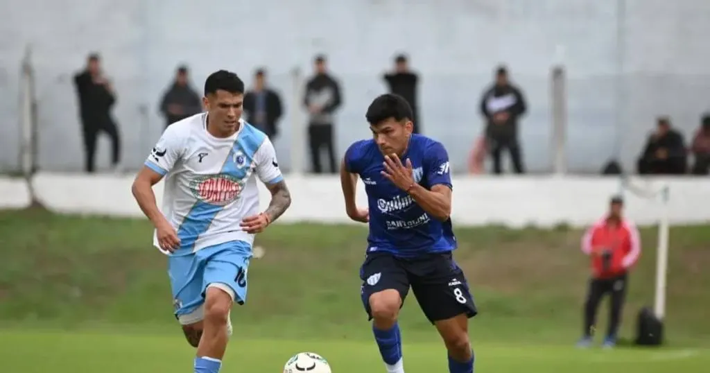Con dos goles de ventaja, Juventud Unida define ante Don Bosco su pase a cuartos del Regional Amateur