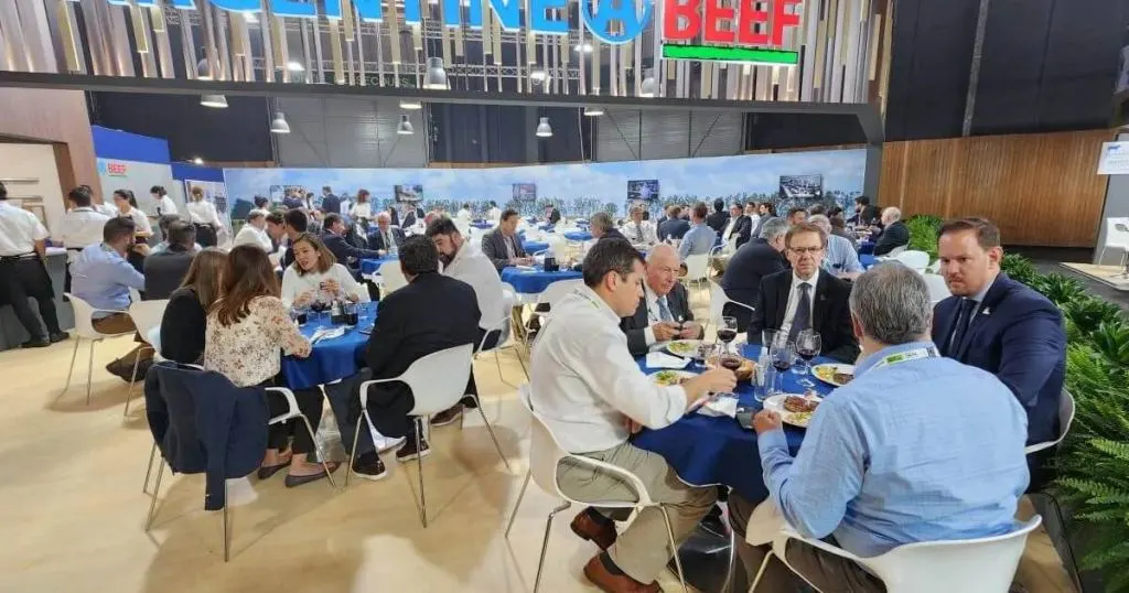 Con la norma antideforestación como eje clave, la carne argentina va a París a enamorar a más compradores