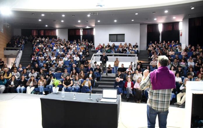 Concepción del Uruguay fue sede de una charla sobre infancias, adolescencias y neurodiversidad