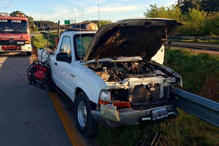Conductor sufrió múltiples lesiones graves tras esquivar un ciervo en la Autovía 14
