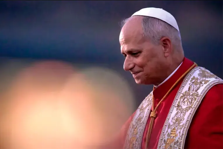 Confirmaron que le extirparon un tumor maligno del pulmón al papa León XIV: cómo sigue su salud