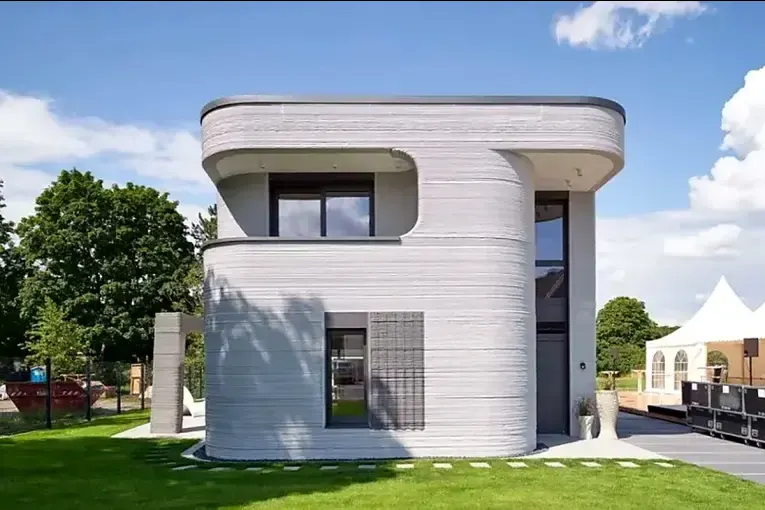 Construyen casas de 120 m² en 48 horas con impresoras 3D: cómo funciona la tecnología que comienza a llegar a Argentina