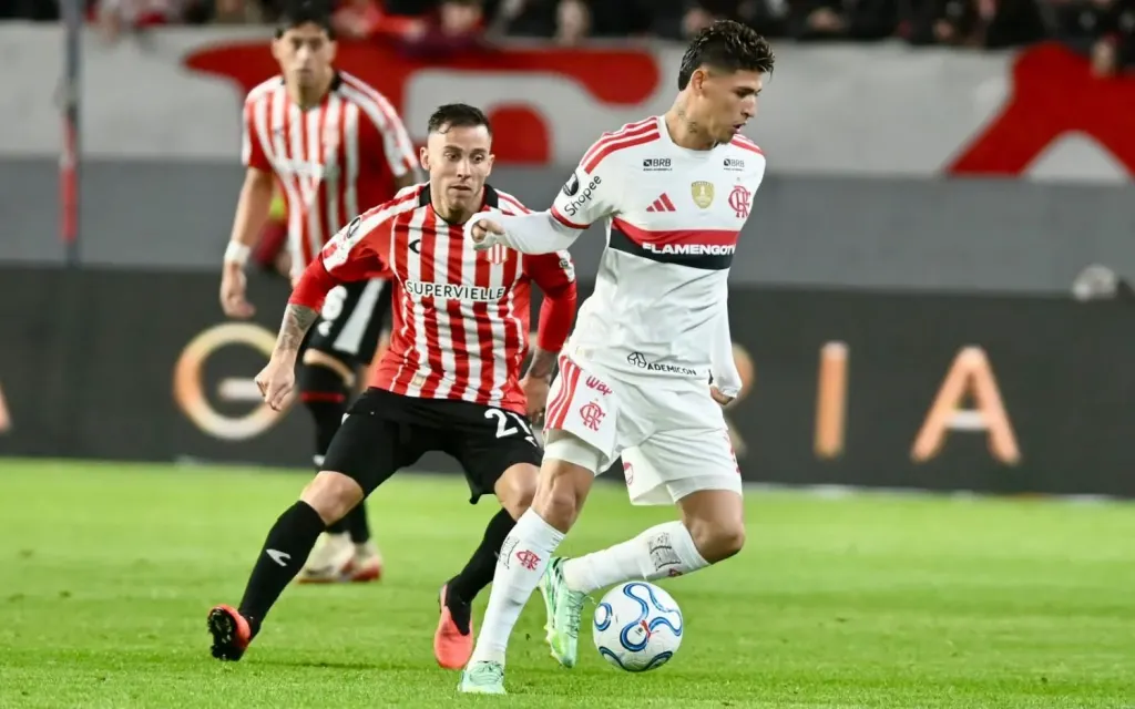 Copa Libertadores: Estudiantes estuvo a la altura, igualó sin goles con Flamengo y la serie está abierta