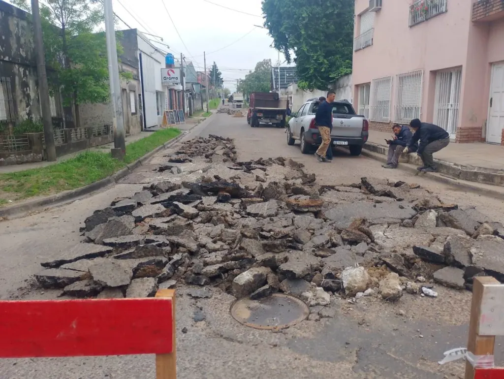 Corte de tránsito en calle Alberdi y Chiloteguy por hormigonado