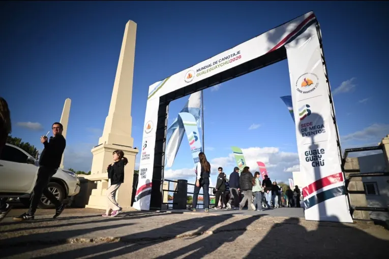 Costanera lista: más de 700 palistas de 40 países competirán en Gualeguaychú