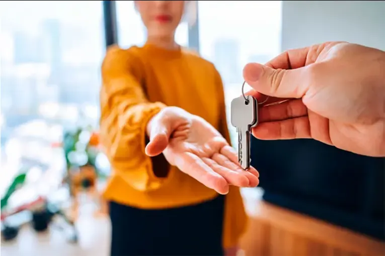 Créditos UVA: cuáles son los beneficios y riesgos de financiar la compra de una vivienda