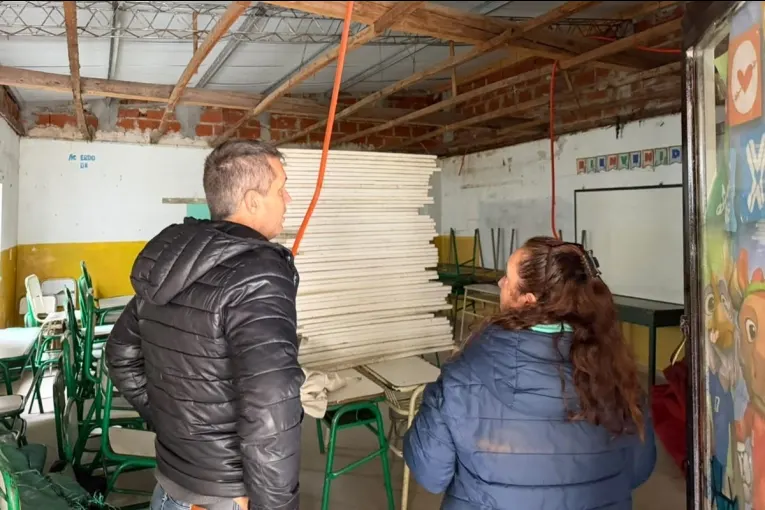 Cresto pidió explicaciones ante las demoras en las reparaciones de una escuela concordiense