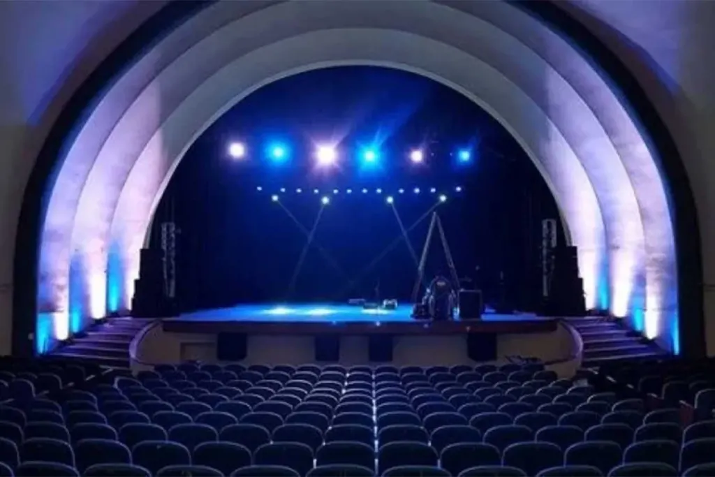 Crisis del Teatro Odeón: investigan sueldos fuera de convenio de la hija del expresidente y denuncian irregularidades administrativas