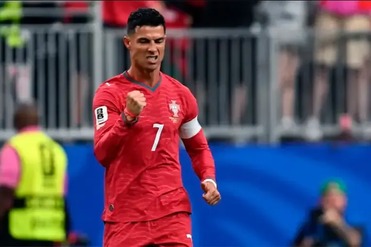 Cristiano Ronaldo defendió su trayectoria y se comparó con Messi: “Soy el jugador más completo”