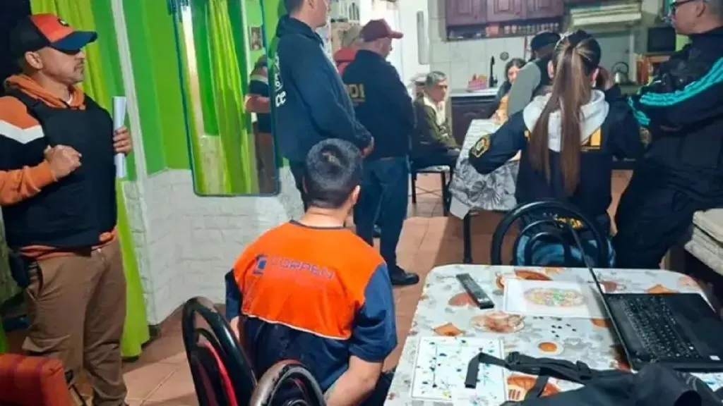 Cuatro detenidos y tres prófugos tras operativo por millonaria estafa a un consorcio caminero