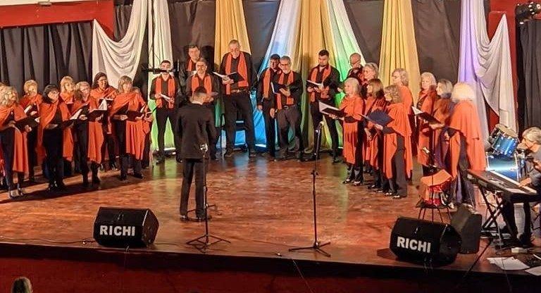 De Chajarí al sur: Coral Cantiamo se presentará en El Calafate