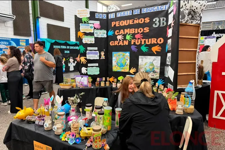 De la salud al misterio de las olas: alumnos de una escuela de Paraná sorprendieron con sus proyectos científicos