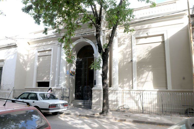 “De reojo”: el teatro como herramienta para mantener viva la memoria colectiva