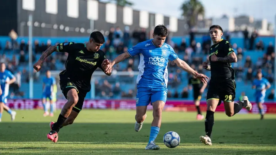 Descendido, Estudiantes de Río Cuarto se lo dio vuelta a Aldosivi