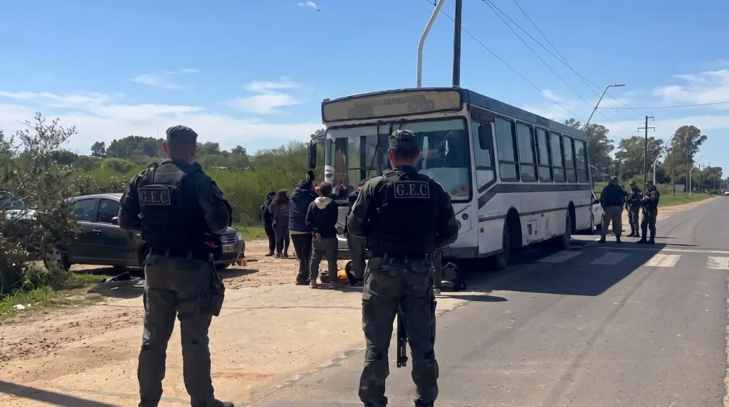 Detuvieron a la encargada de una cuadrilla de cosecheros con 60 dosis de cocaína