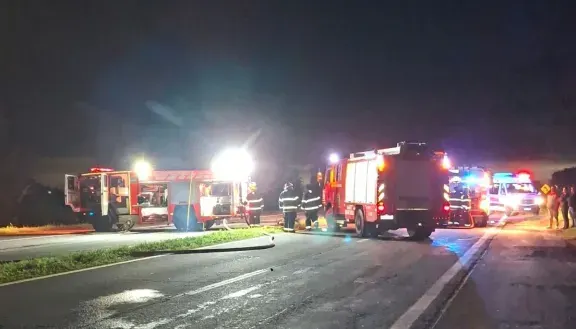 Dieron detalles sobre cómo fue el choque fatal entre tres camiones en la Ruta 12