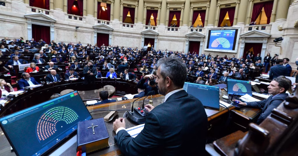 Diputados define el rechazo al DNU 70 y el endeudamiento
