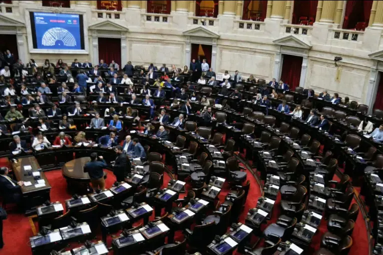 Diputados: fracasó la sesión para rechazar el DNU 70 de Milei por falta de quórum