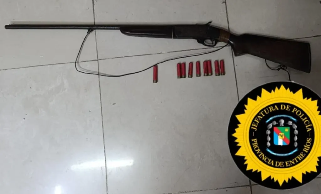 Discusión de pareja: un hombre fue detenido por realizar disparo de arma de fuego