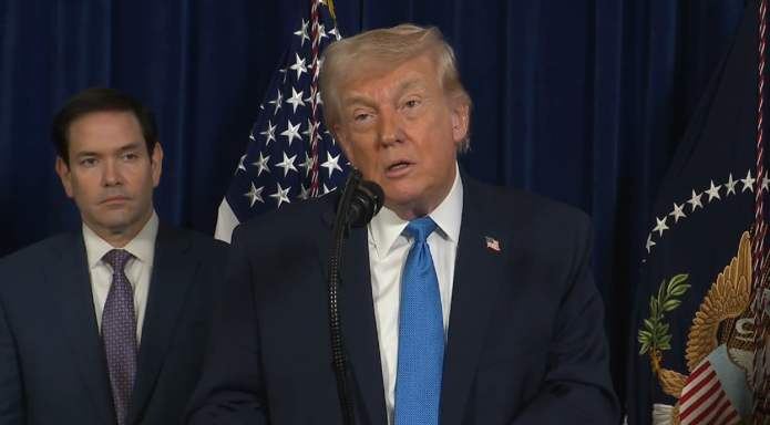 Donald Trump responsabilizó a la inmigración por los disturbios en Francia