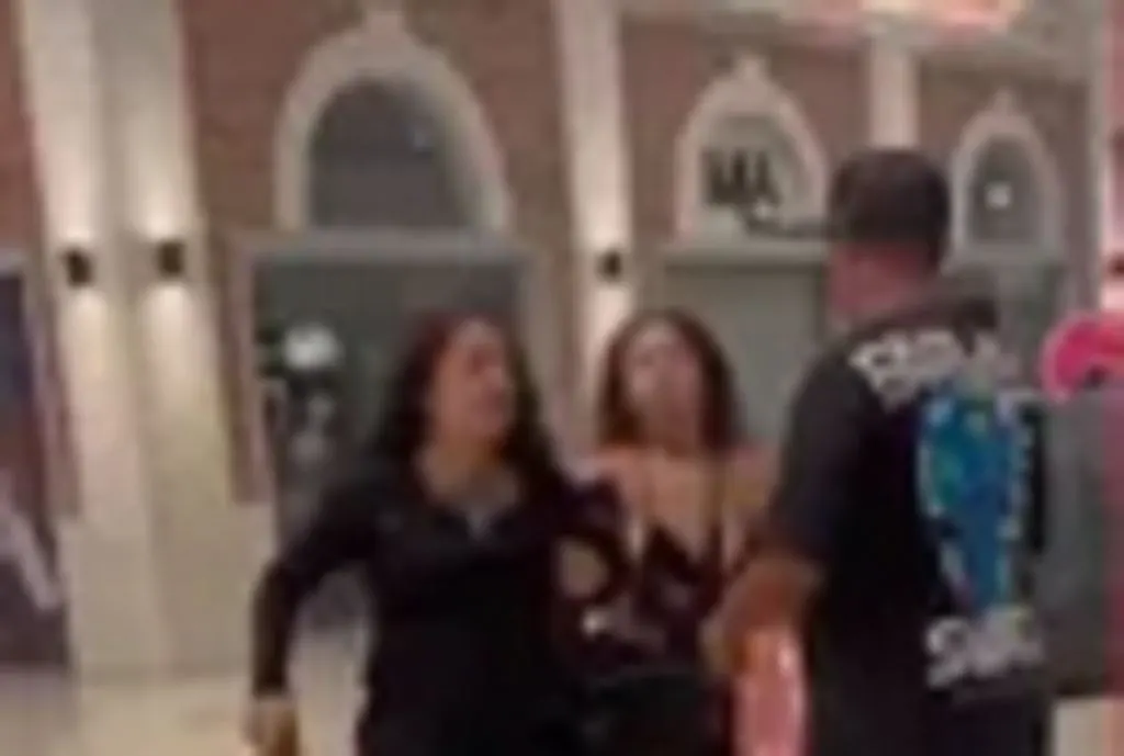Dos detenidas: Pelea y ataque con gas pimienta en cine de Paraná