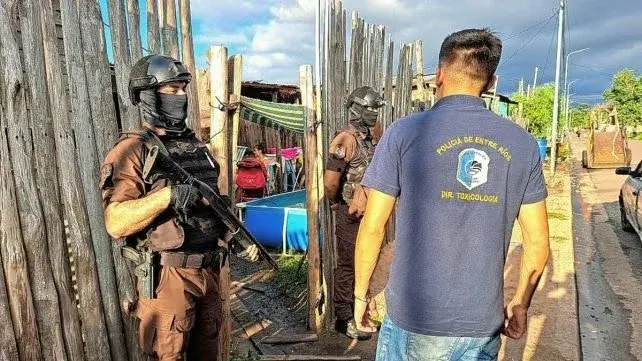 Dos mujeres detenidas por narcomenudeo en el Barrio José Hernández.