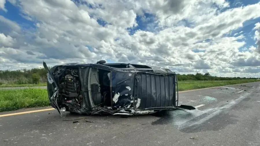 Dos mujeres resultaron heridas y debieron ser hospitalizadas tras un vuelco en la ruta 18