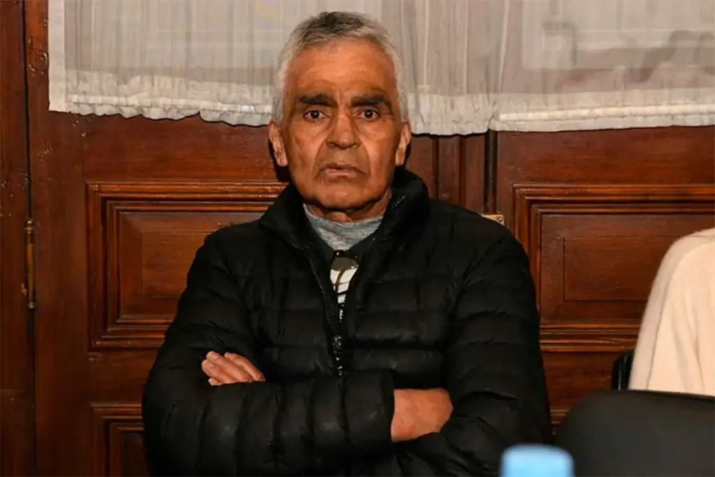El acusado por triple lesbicidio negó haber iniciado el incendio