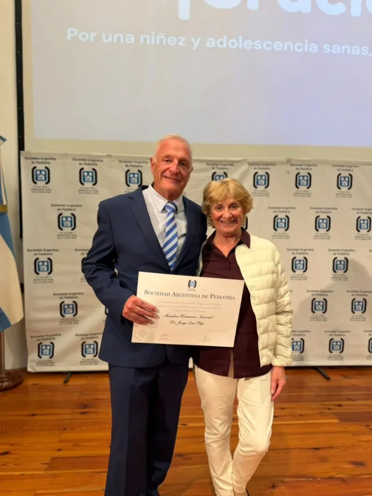 El Dr. Jorge Luis Pepe fue distinguido por la Sociedad Argentina de Pediatría