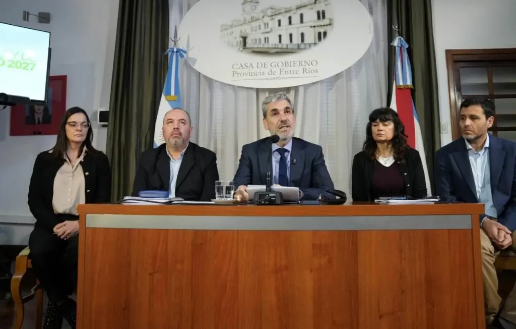 El ejecutivo provincial presentó el proyecto de presupuesto 2027 centrado en la inversión pública y el equilibrio fiscal