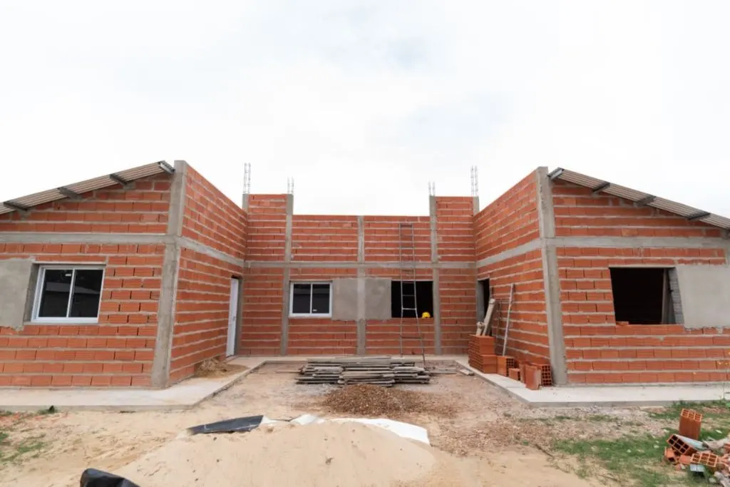 El gobierno provincial construye 10 viviendas de IAPV en otra localidad entrerriana