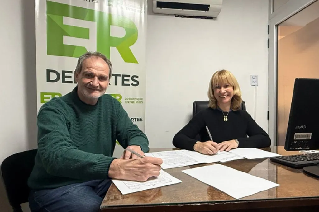 El gobierno provincial fortalece la formación de jóvenes a través del deporte y la educación