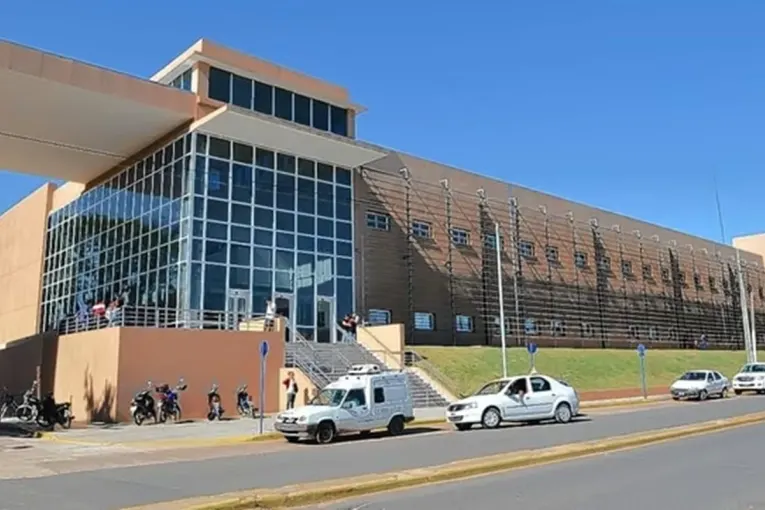 El Hospital Centenario capacitó a su personal en técnicas de emergencia médica