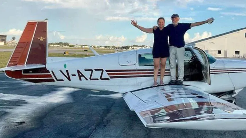 El matrimonio argentino que dio la vuelta al mundo dos veces en su avión monomotor: 261 días, 481 horas de vuelo y 106.711 kilómetros
