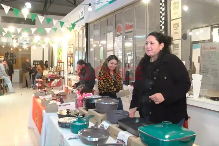 El Mercado Sud fue anfitrión de una feria gastronómica y peña