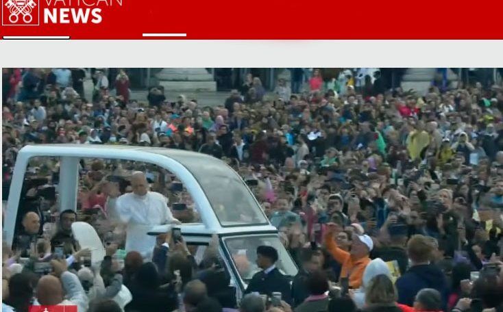 El Papa León XIV dirigió la audiencia general en la plaza de San Pedro