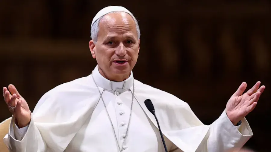 El papa León XIV pasó una noche tranquila tras la extirpación de un tumor maligno en el pulmón