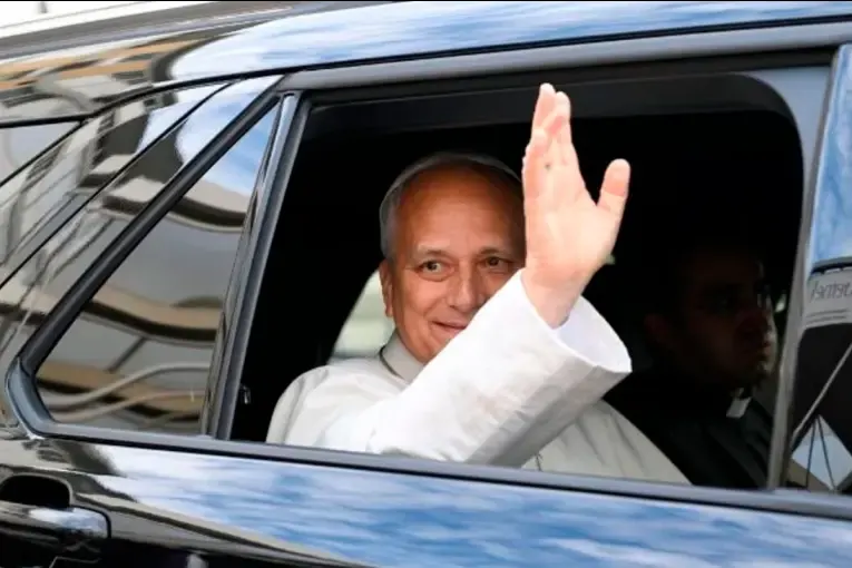 El Papa León XIV retoma sus actividades y permanecerá en el Vaticano para recuperarse