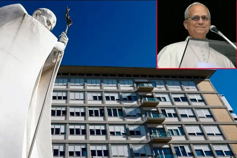 El Papa tuvo una evolución posoperatoria normal, comenzó a caminar y volvió a alimentarse