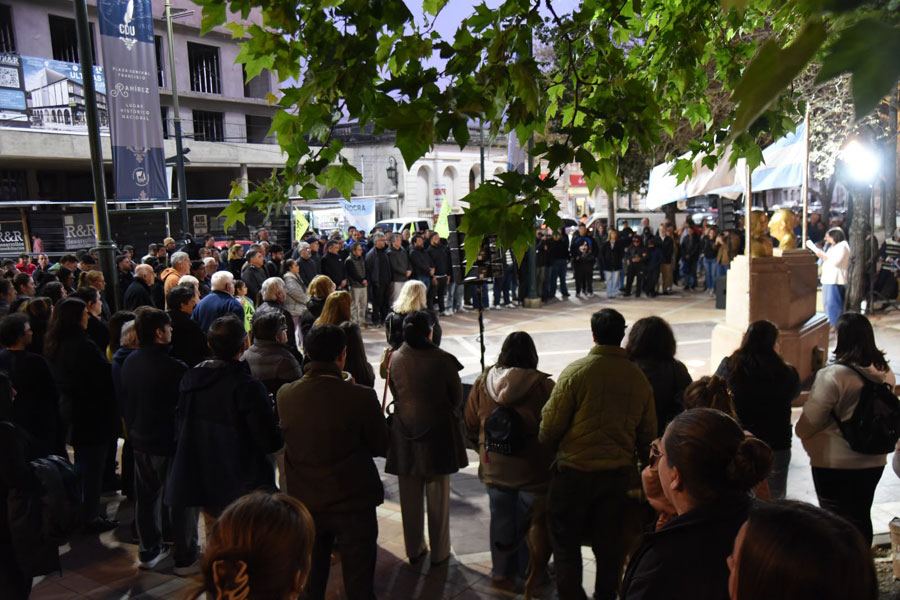 El PJ y la CGT conmemoraron el Día de la Lealtad Peronista en Plaza Ramírez