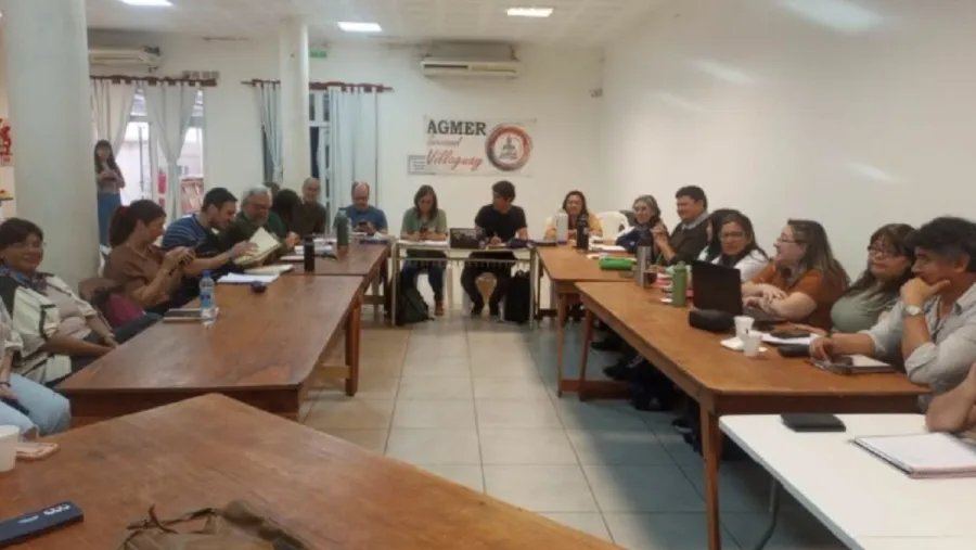 El plenario de Agmer pidió “urgente” discusión salarial y le pegó al ministro Boleas