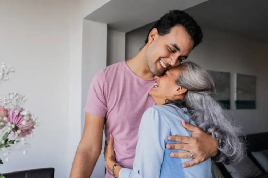 El primer refugio: abrazar a nuestra mamá sana