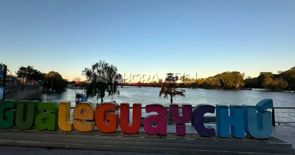 El río Gualeguaychú mantiene un lento descenso pero continúa por encima de los 3 metros