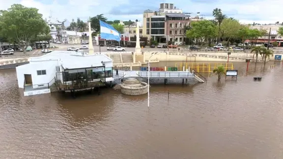 El río Gualeguaychú se mantiene en un nivel alto, pero con leve tendencia a la baja