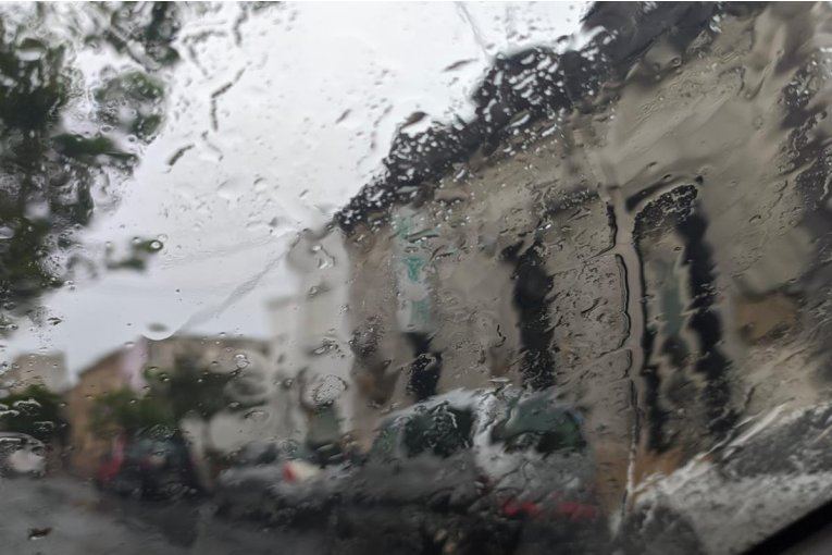 El río Uruguay continúa en bajante pero rigen alertas meteorológicos para la provincia