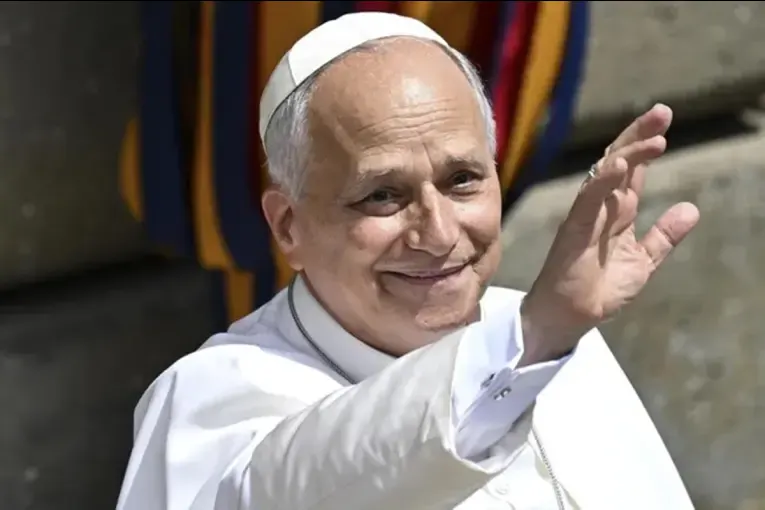 El Vaticano confirmó que el papa León XIV será operado este martes de un nódulo pulmonar